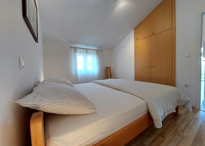 Dumica Lägenhet Malinska